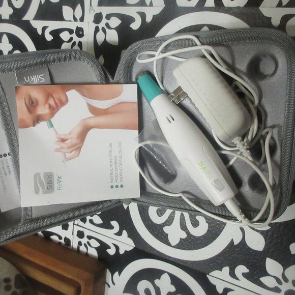 SILK'N REVIT EXFOLIATION DEVICE - Picture 1 of 4